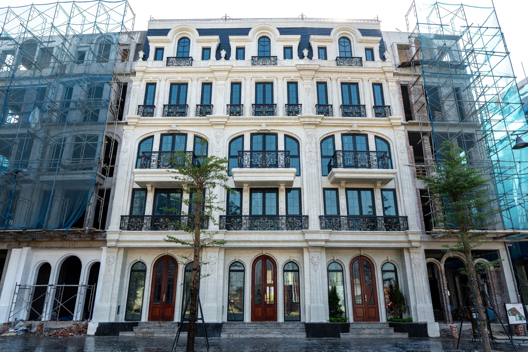 Hạ tầng Tây Hà Nội bứt tốc, Noble Palace Tay Thang Long WorldHotels Residences đón chu kỳ bứt phá