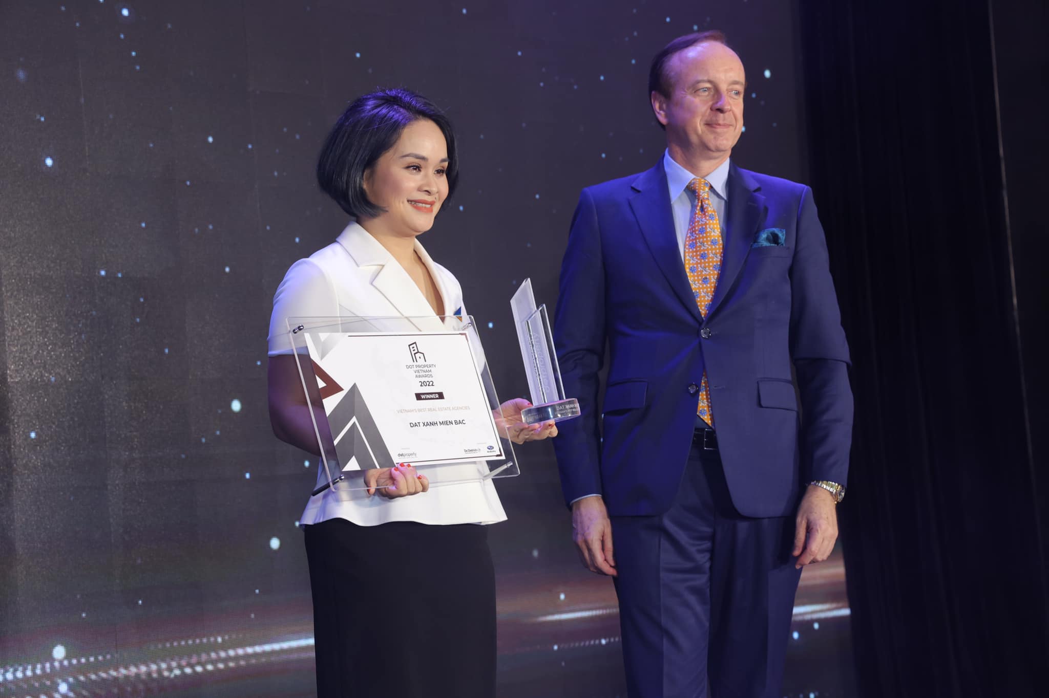 Đất Xanh Miền Bắc nhận 2 giải thưởng từ Dot Property Vietnam Awards 2022