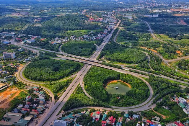 Dự án đường Đại lộ Thăng Long từ nút giao quốc lộ 21 đến cao tốc Hòa Lạc- Hòa Bình dài 6,7km