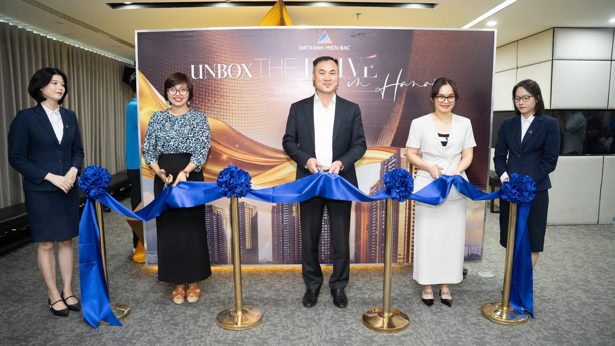 CHÍNH THỨC UNBOX SA BÀN THE PRIVÉ TẠI HÀ NỘI - KHAI MỞ TUYỆT TÁC TRIỆU ĐÔ 