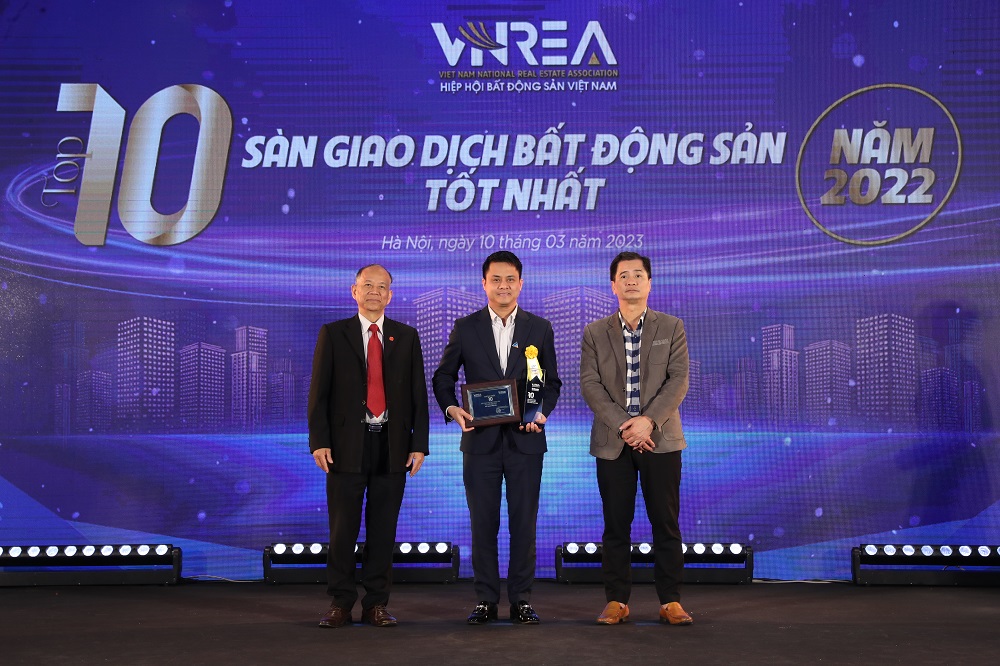 Đất Xanh Miền Bắc nhận giải thưởng TOP 10 Đơn vị phân phối BĐS tốt nhất Việt Nam 2022