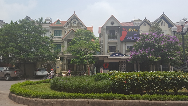 Cho thuê nhà phố BT40 Văn Quán