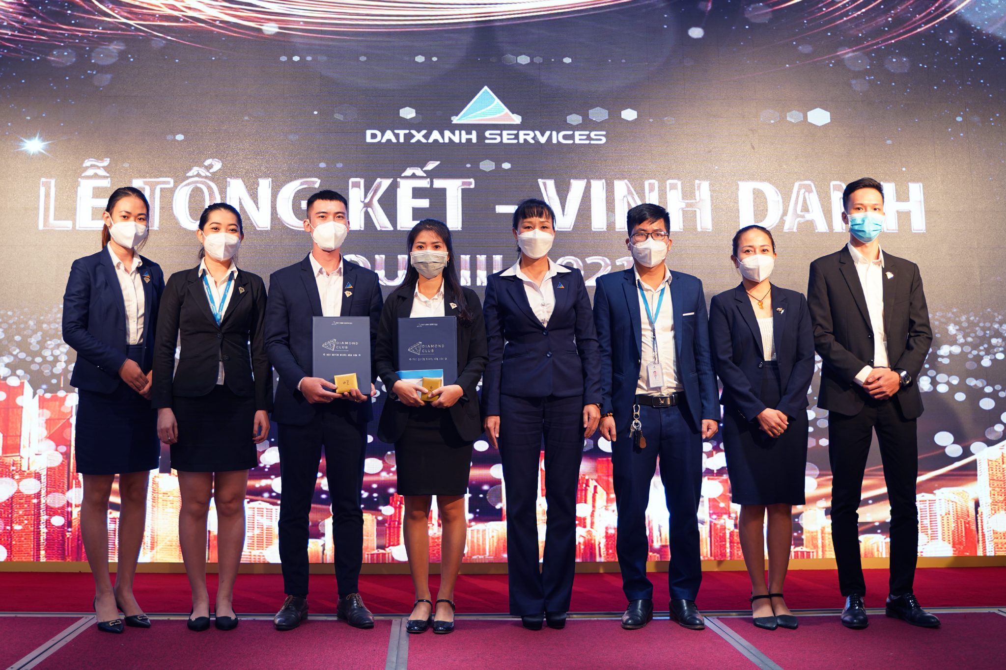 Dat Xanh Services nhận “cú đúp” giải thưởng Doanh nghiệp xuất sắc châu Á & Thương hiệu truyền cảm hứng năm 2021