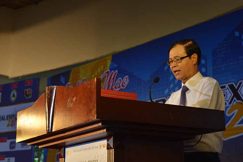 Ông Nguyễn Mạnh Hà - Trưởng ban tổ chức đọc diễn văn khai mạc Triển lãm